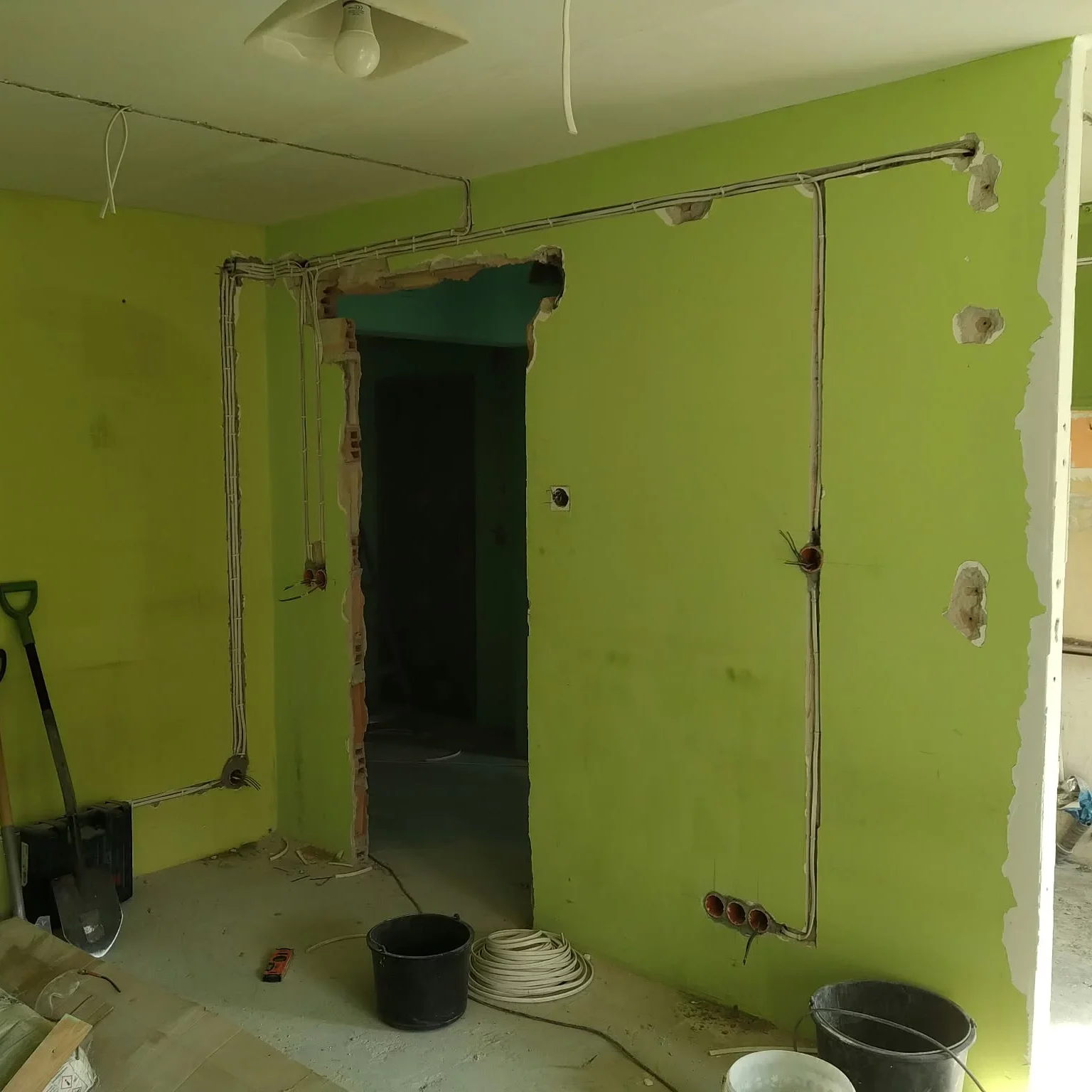 modernizacja instalacji elektrycznej emwu (2)